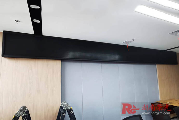 �L(zh��ng)ɳ��(hu��)�h�҃�(n��i)P3.75�μtLED�@ʾ��