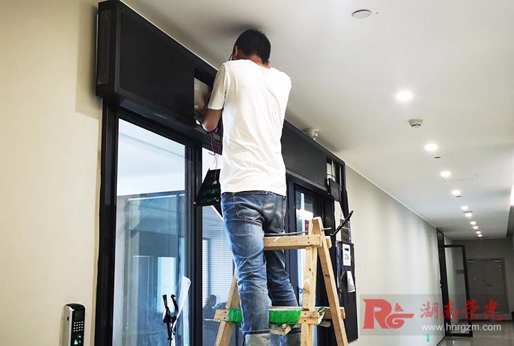 �L(zh��ng)ɳ�@ʾ���������b �T(m��n)�^�@ʾ�� P3.75�@ʾ������