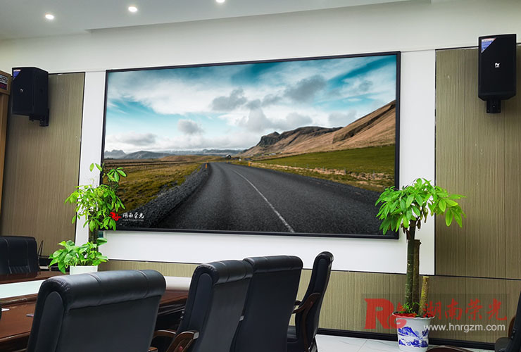 �Lɳ����LED�@ʾ�� ��(hu��)�h��С�g��P1.8�@ʾ��