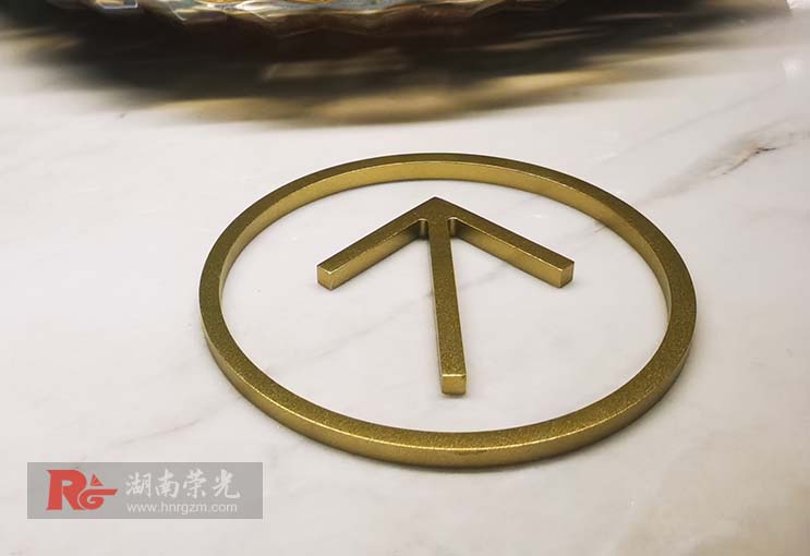 ��(d��)�ض�׿Խ�Ę�(bi��o)�R���ڡ����X�Ͻ���(sh��)�����c�Lɳ����