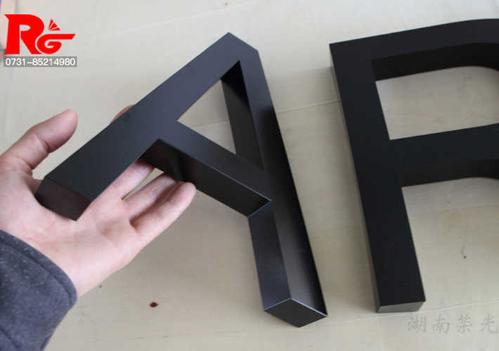 �L(zh��ng)ɳ���P���