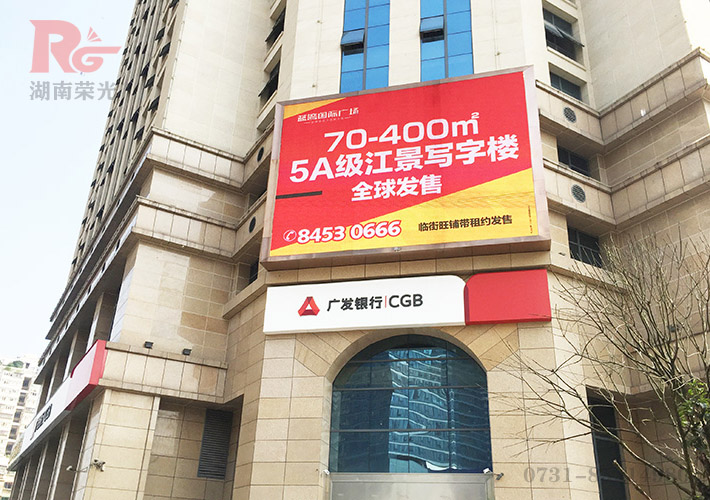 ��(h��)��LED�@ʾ��