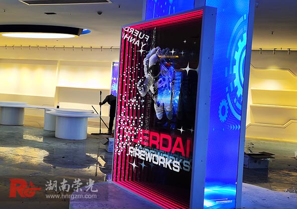 ǧ���R����